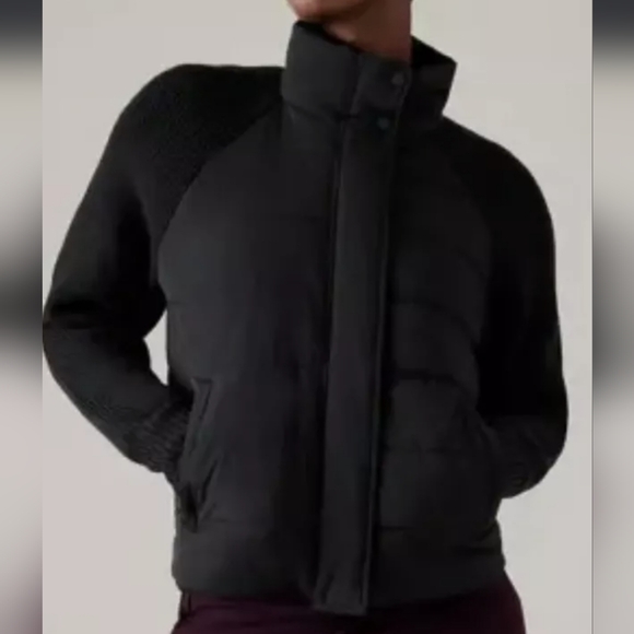 Athleta Incline Hybrid Jacket. Black. NWT. Size XL. Sweater Sleeves. - Picture 1 of 13